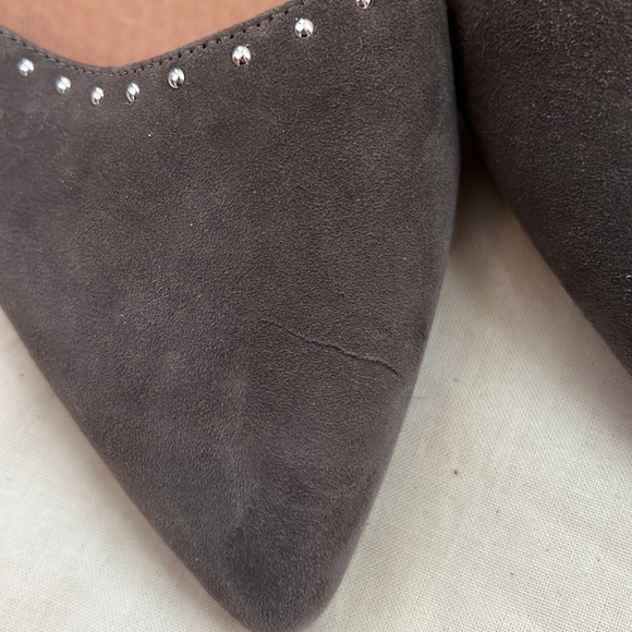 Halogen grey suede ballet flat. Size 9. - Picture 8 of 8